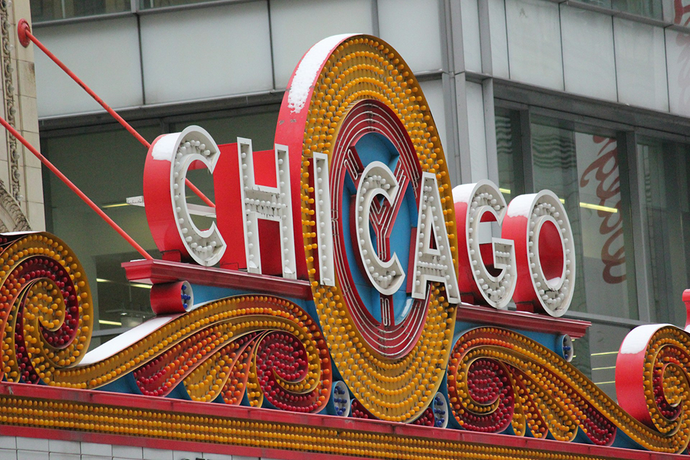 the-frolicsome-fairy-BYtjyNNbcmk-unsplash_1000x667 Chicago sign by the frolicsome Fairy on Unsplash